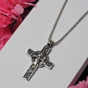 Men’s Celtic Trinity Knot Cross Necklace ☘️ Irish Viking Stainless Steel Gift